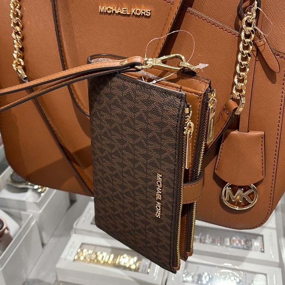 MICHAEL KORS LARGE DOUBLE ZIP WRISTLET PHONEHOLDER WALLET CLUTCH Brown